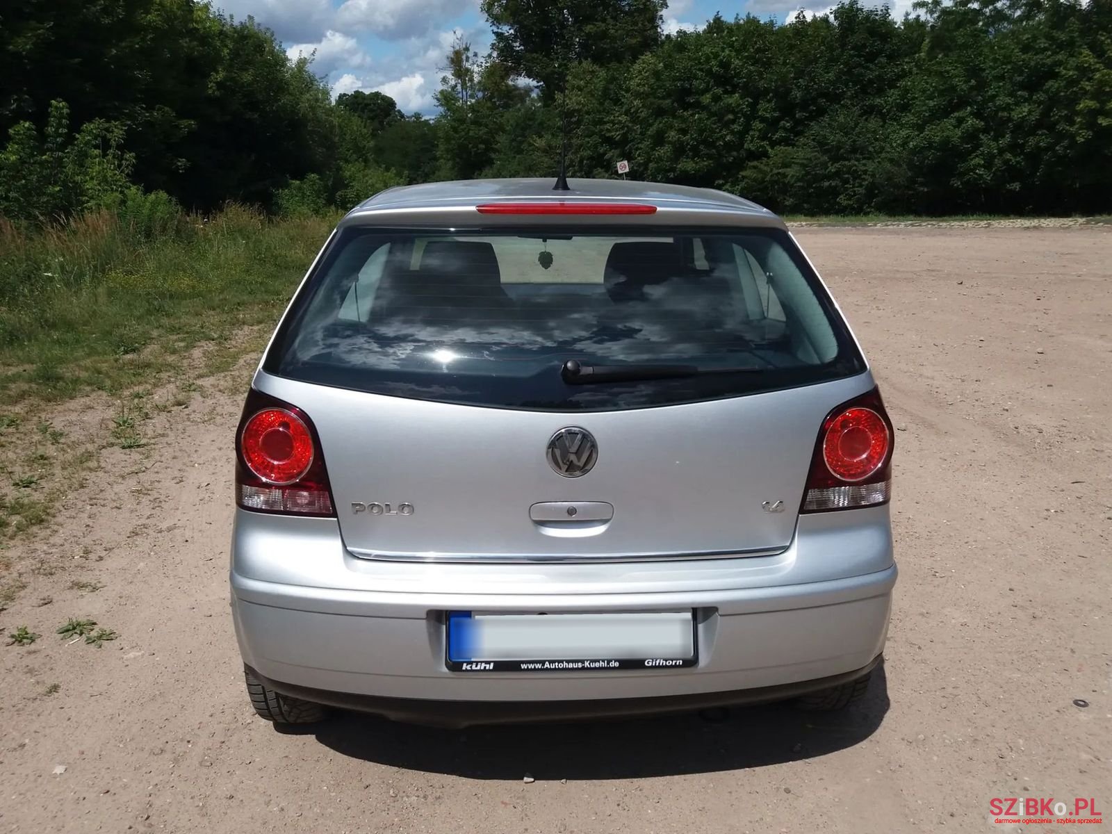 2005' Volkswagen Polo photo #6