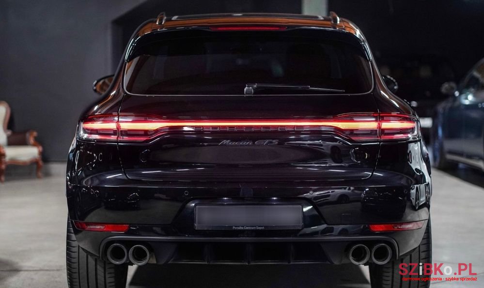 2020' Porsche Macan Gts photo #2