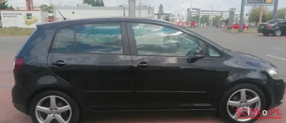 2005' Volkswagen Golf Plus photo #2