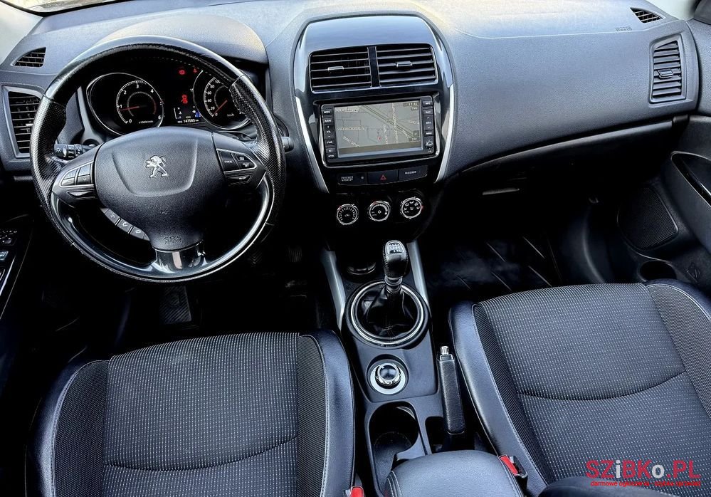 2012' Peugeot 4008 photo #6