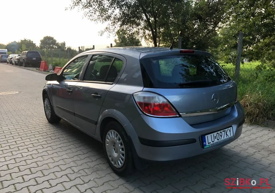 2004' Opel Astra photo #6