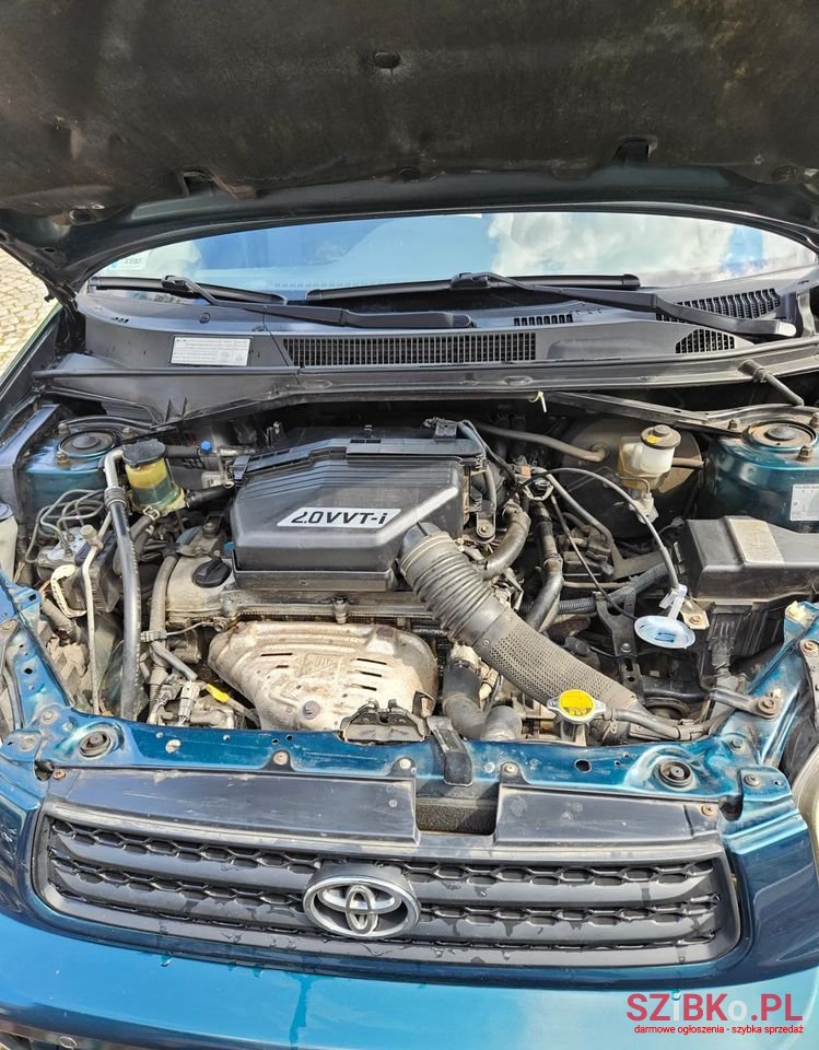 2002' Toyota RAV4 2.0 Vvt-I 4X4 photo #3