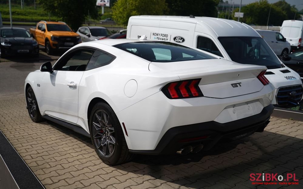 2024' Ford Mustang photo #6