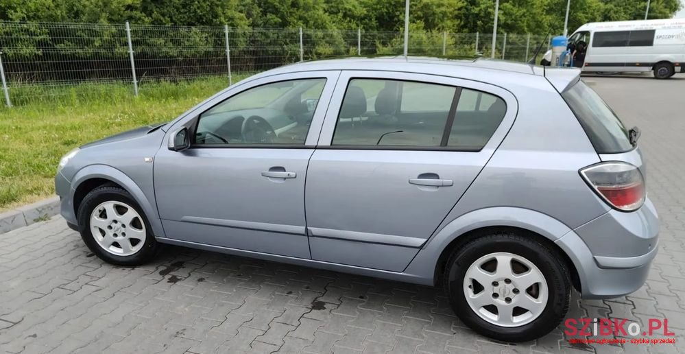 2007' Opel Astra 1.8 photo #5