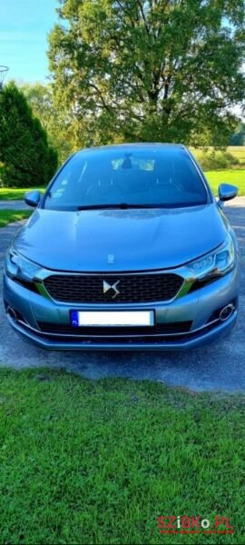 2016' Citroen DS4 photo #1