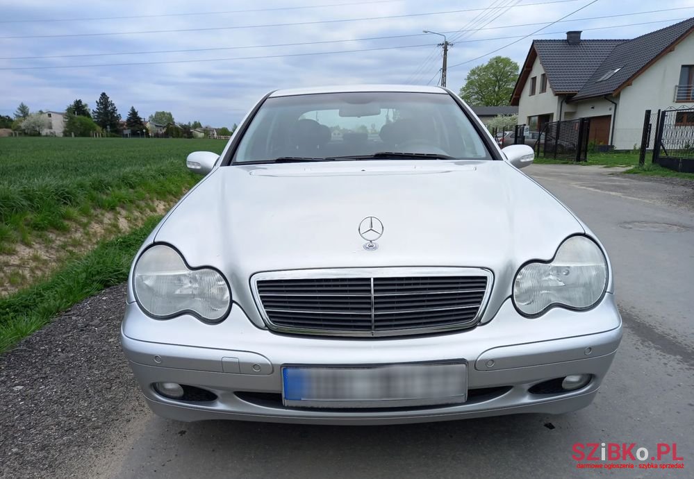 2003' Mercedes-Benz C-Class photo #3