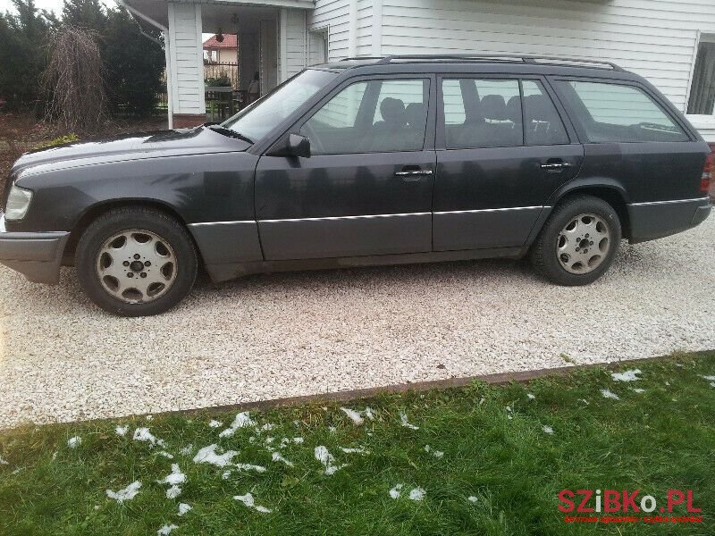 1990' Mercedes-Benz W124 photo #4
