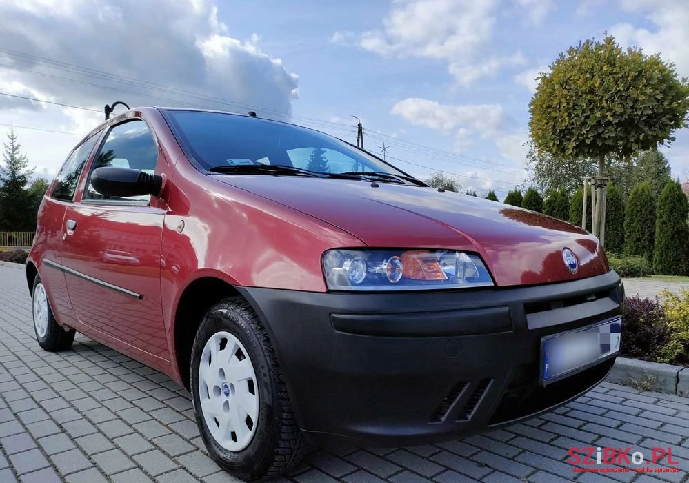 2000' Fiat Punto 1.2 S photo #1