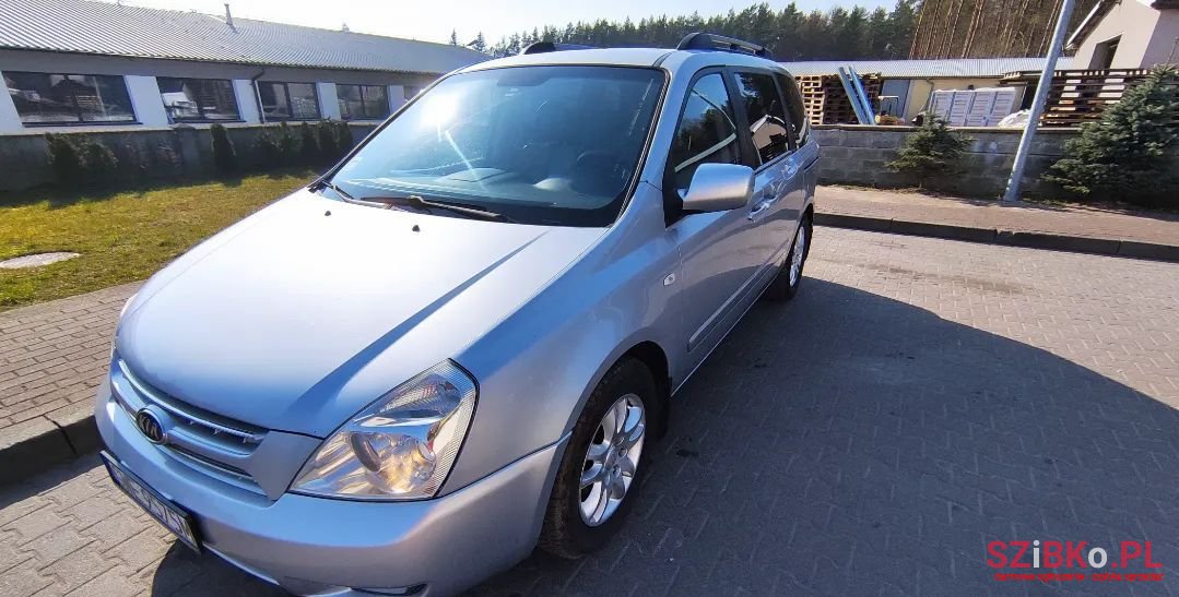 2007' Kia Carnival photo #1