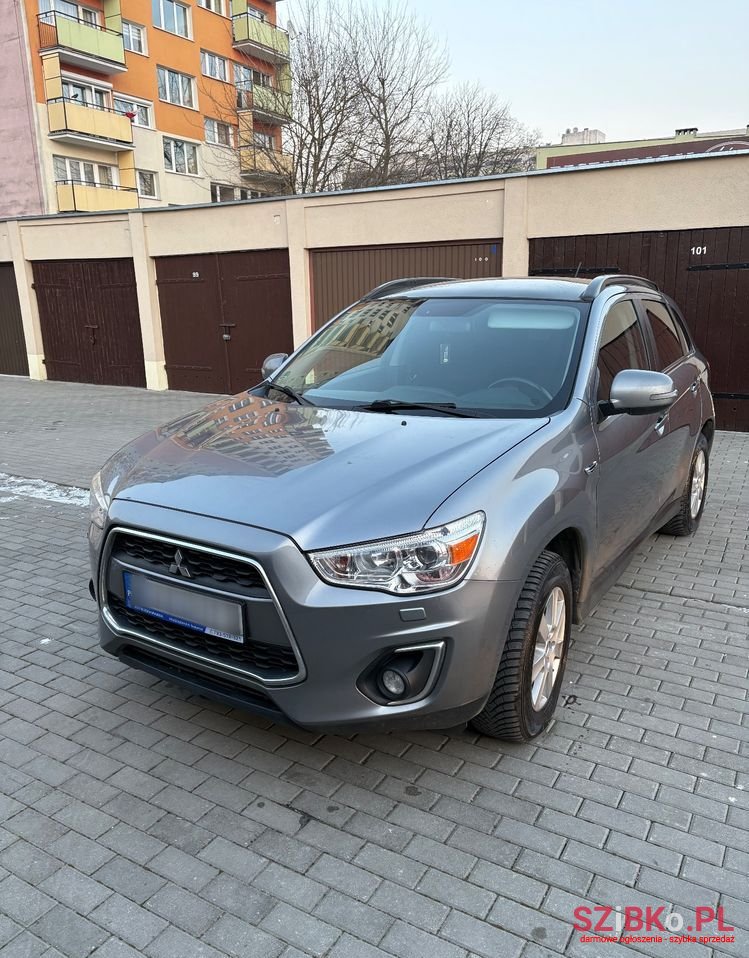 2013' Mitsubishi ASX photo #1