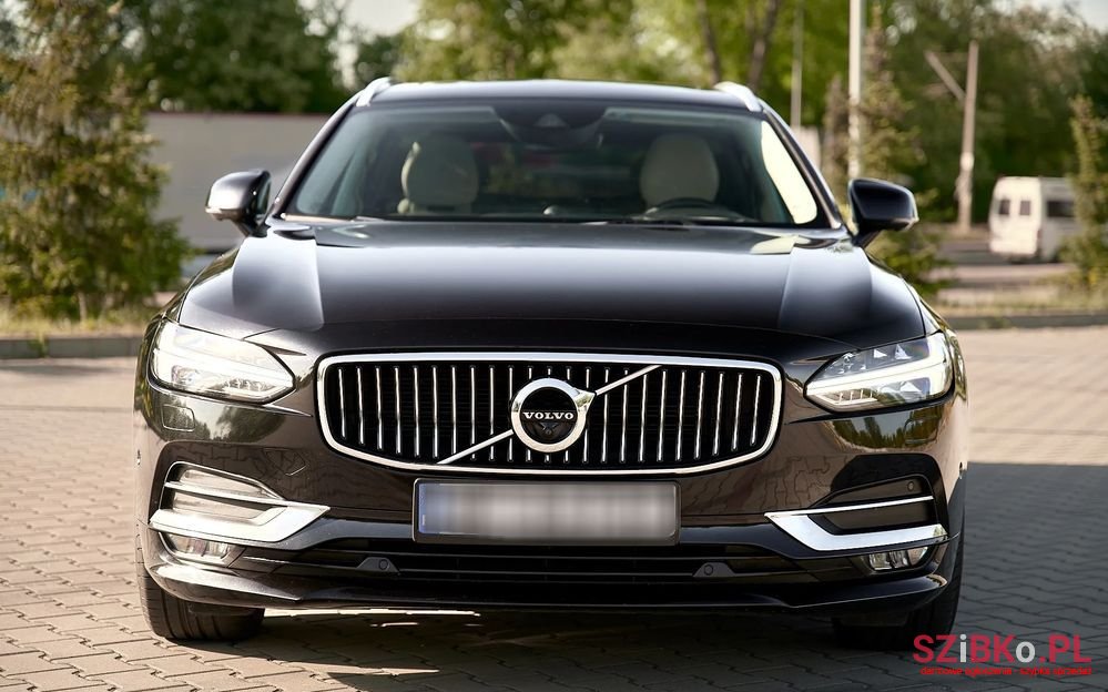2017' Volvo V90 D5 Awd Inscription photo #2