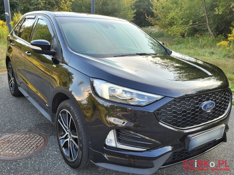 2019' Ford Edge photo #1