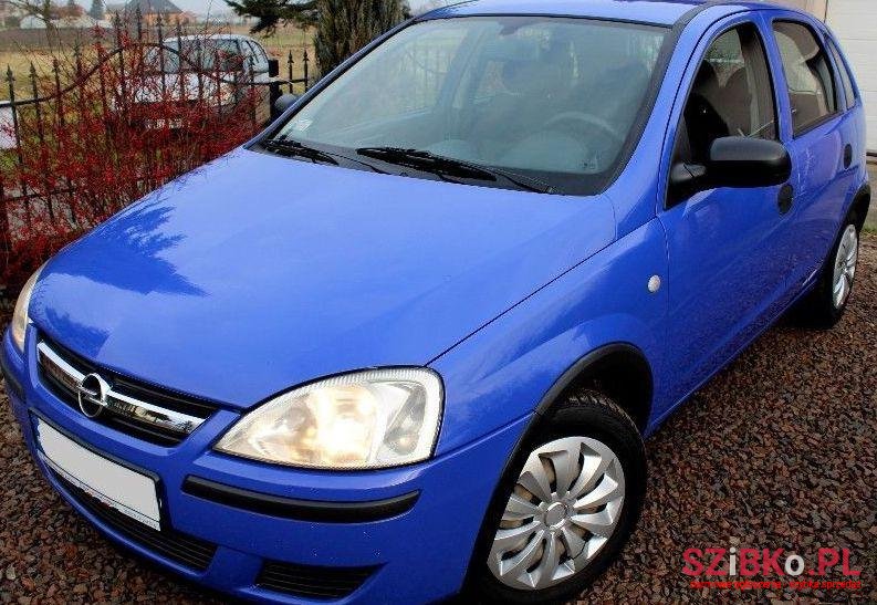 2005' Opel Corsa photo #2