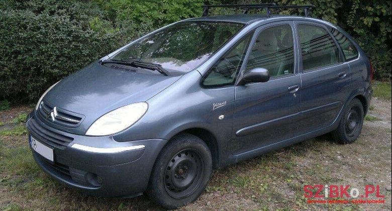 2005' Citroen Xsara Picasso photo #1