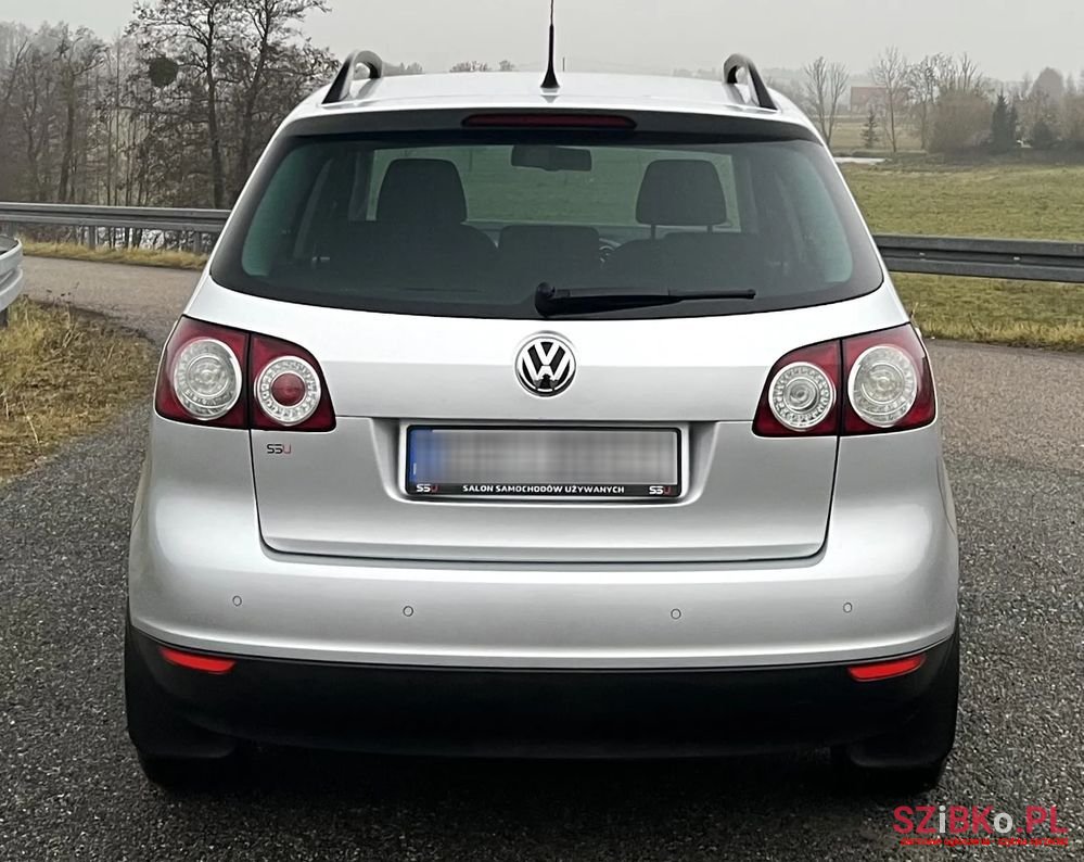 2008' Volkswagen Golf Plus photo #6