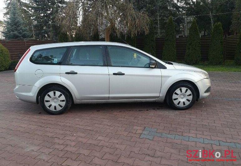 2008' Ford Focus photo #1