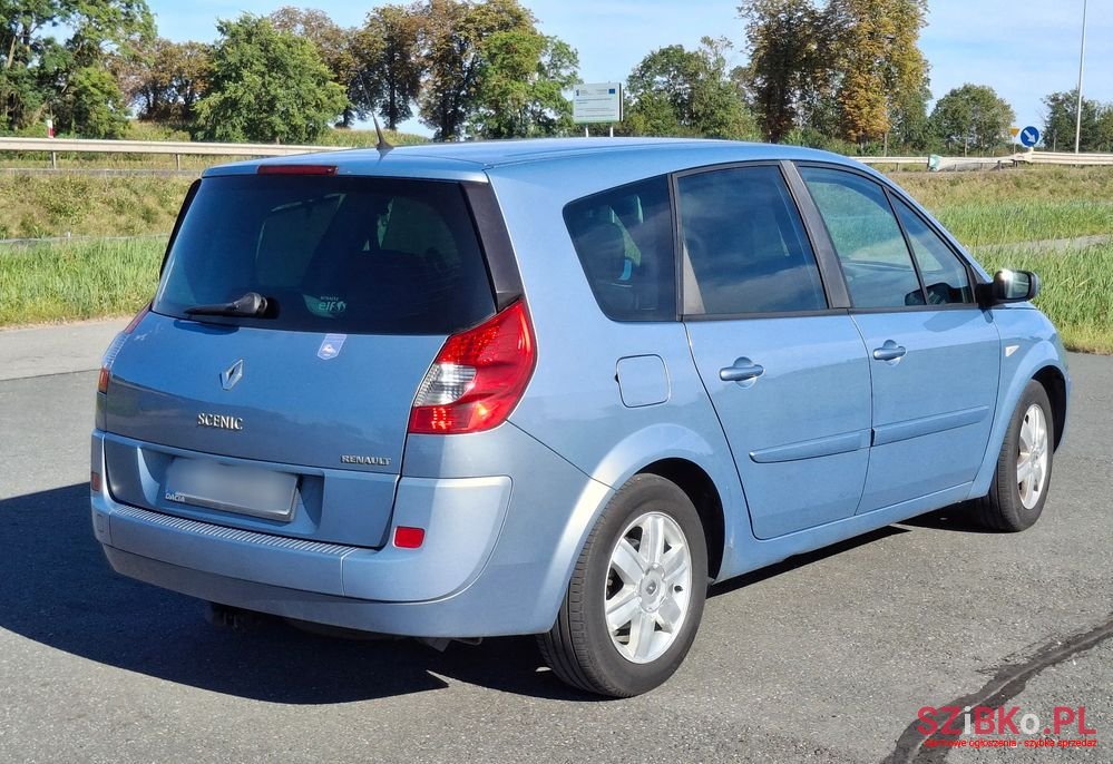 2007' Renault Scenic 2.0 16V Avantage photo #5