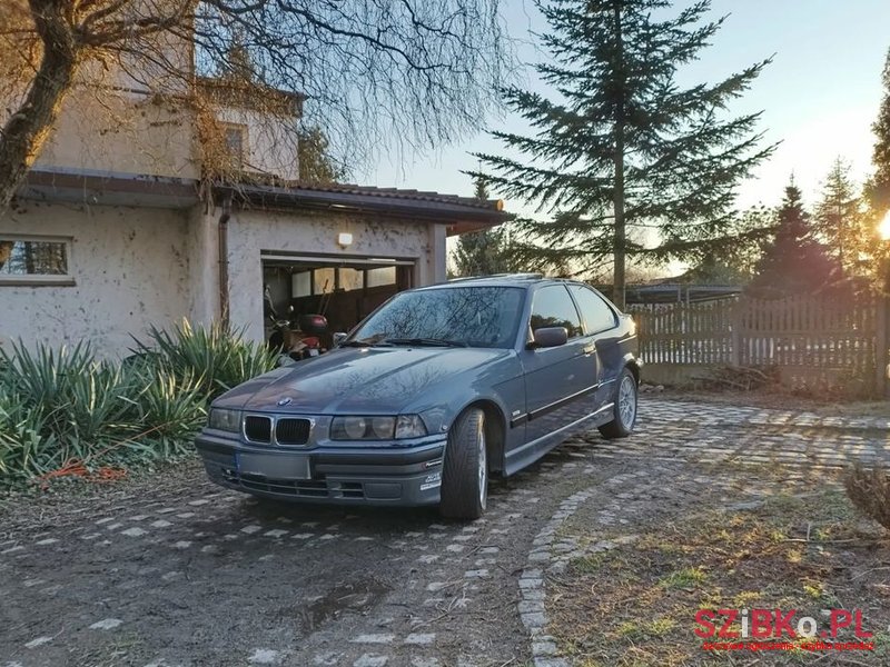 2000' BMW 3 Series 320I photo #6