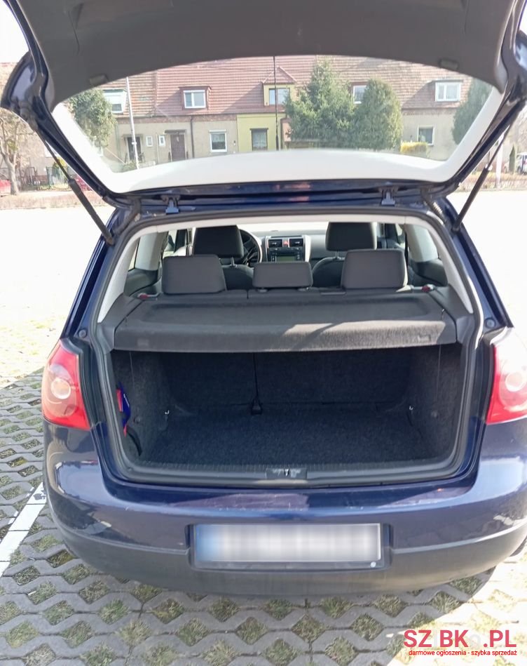 2005' Volkswagen Golf photo #6