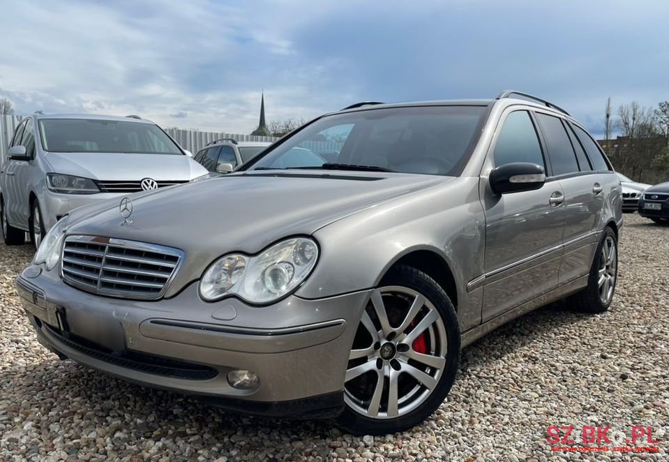 2003' Mercedes-Benz C-Class photo #3