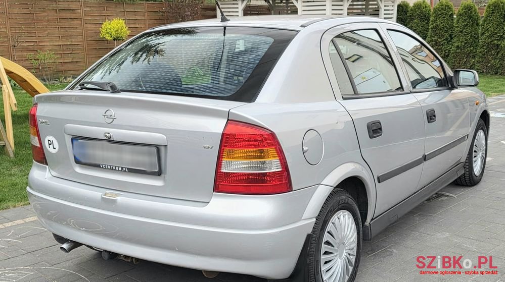 1998' Opel Astra 1.6 Gls photo #2