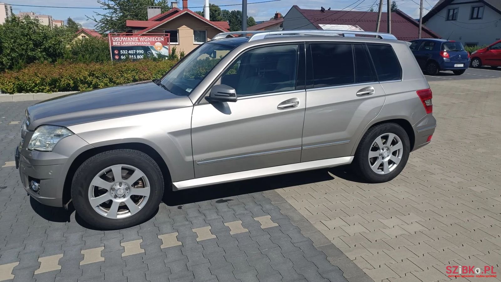 2008' Mercedes-Benz GLK photo #4