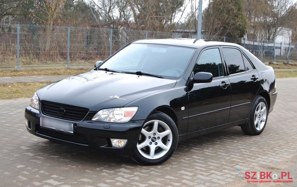 2000' Lexus IS 200 Elegance photo #1