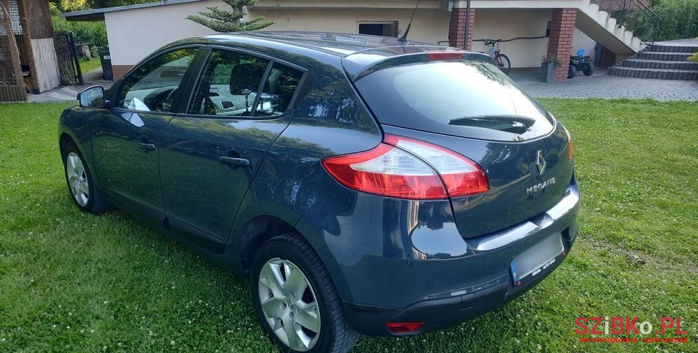 2013' Renault Megane photo #5