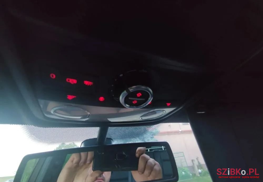 2013' Volkswagen Tiguan photo #5