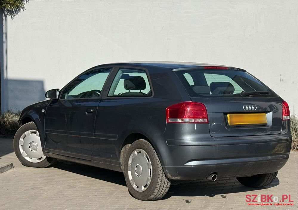 2005' Audi A3 1.6 Attraction photo #3