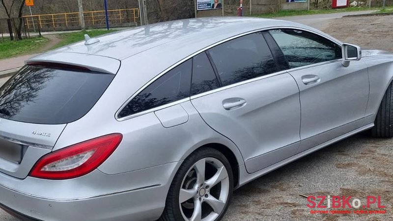 2012' Mercedes-Benz CLS photo #4