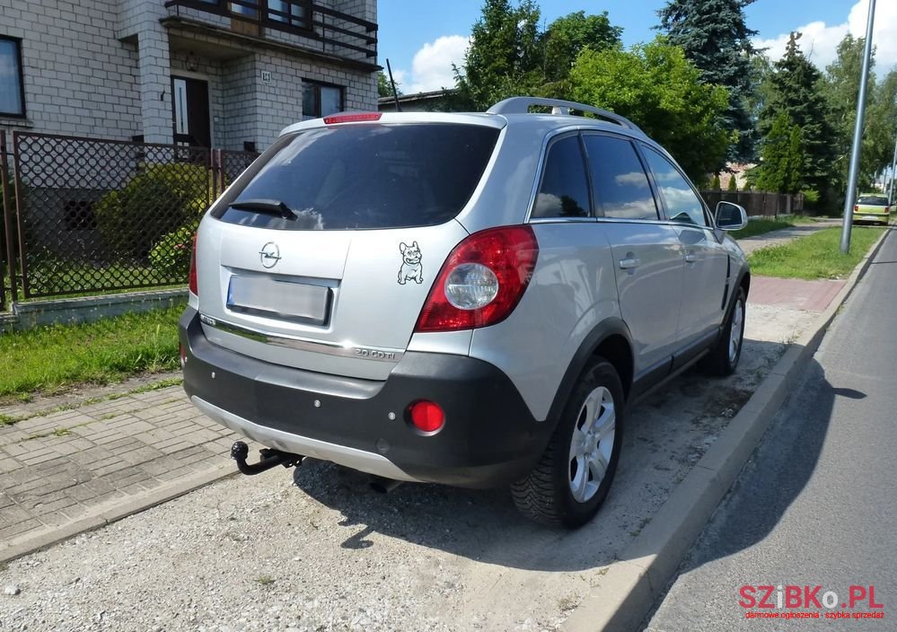2010' Opel Antara 2.0 Cdti 4X4 Edition photo #6