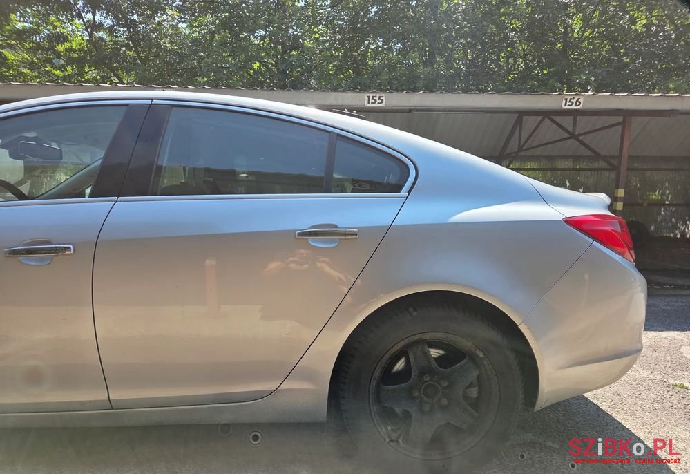 2009' Opel Insignia 2.0 T Cosmo 4X4 photo #4