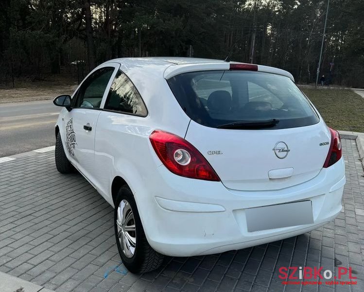 2009' Opel Corsa photo #3