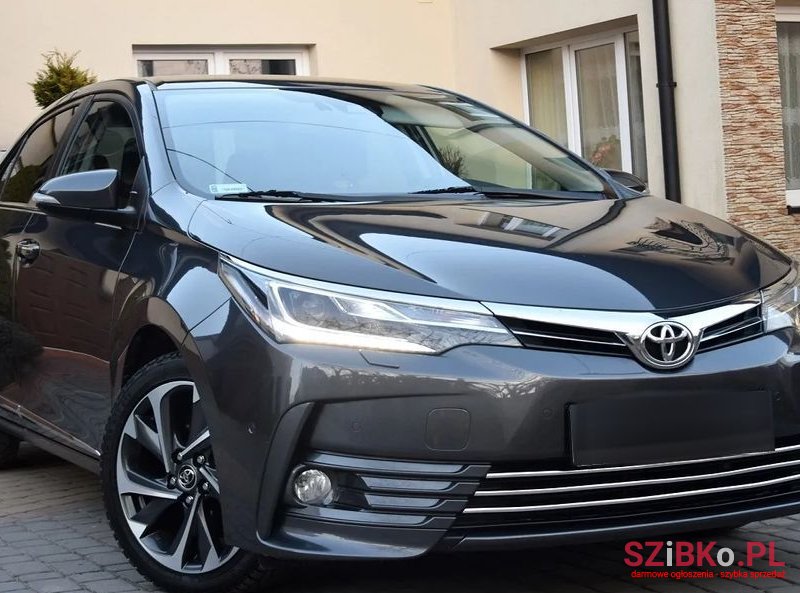 2017' Toyota Corolla photo #1