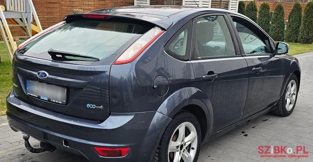 2010' Ford Focus 1.6 Tdci Style photo #2