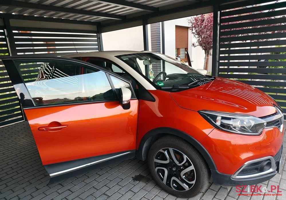 2014' Renault Captur Energy photo #1