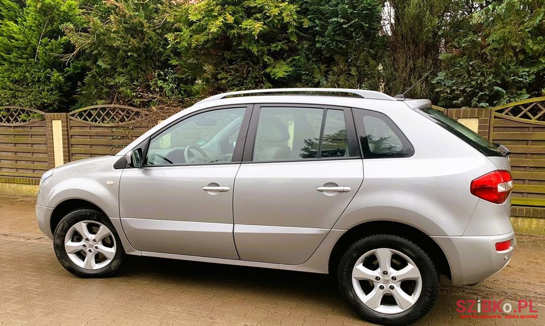 2009' Renault Koleos photo #3