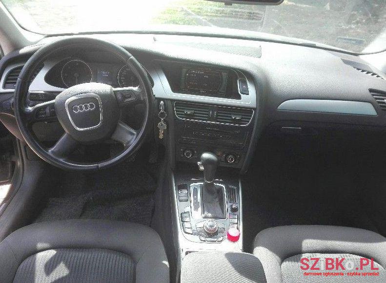 2009' Audi A4 photo #2