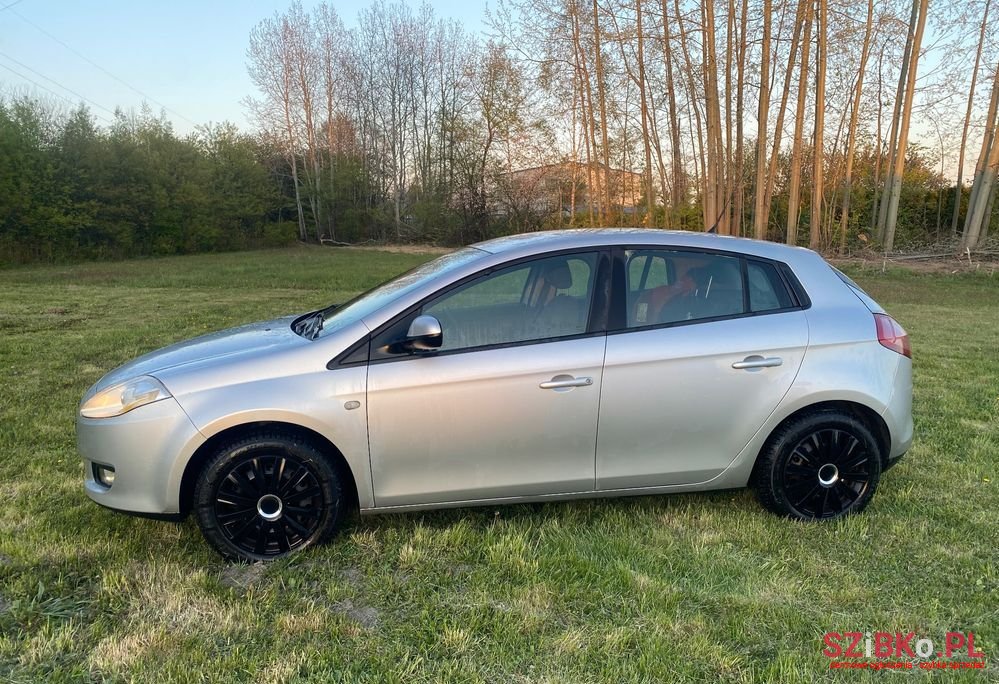 2007' Fiat Bravo 1.9 Multijet Active photo #1
