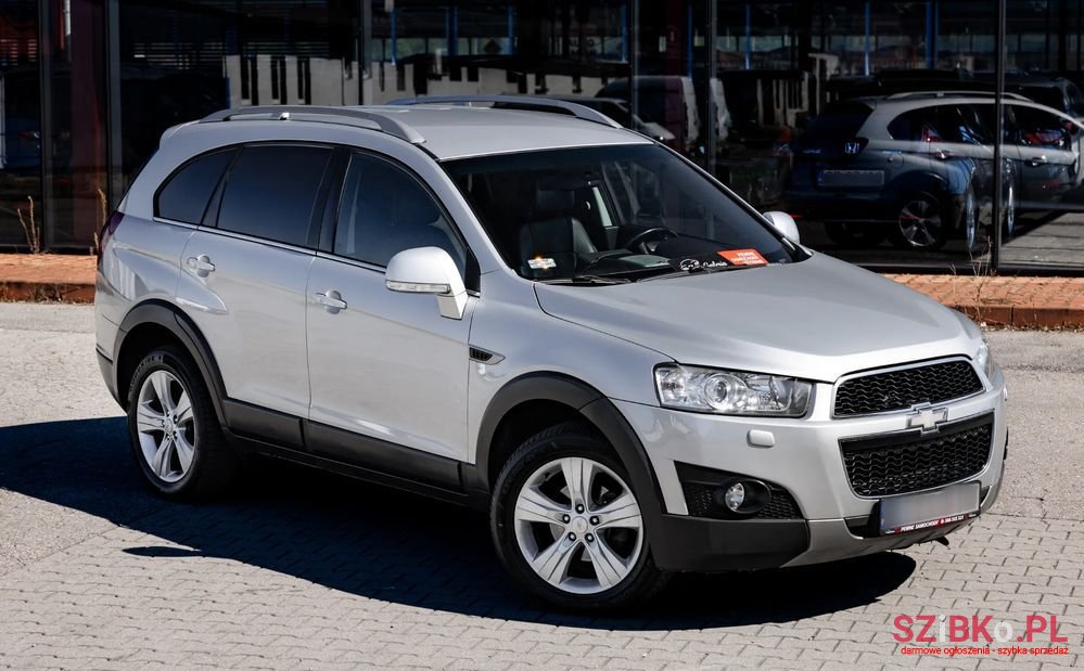 2011' Chevrolet Captiva 2.2 D Lt+ Fwd photo #5