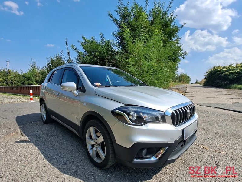 2018' Suzuki SX4 S-Cross photo #2