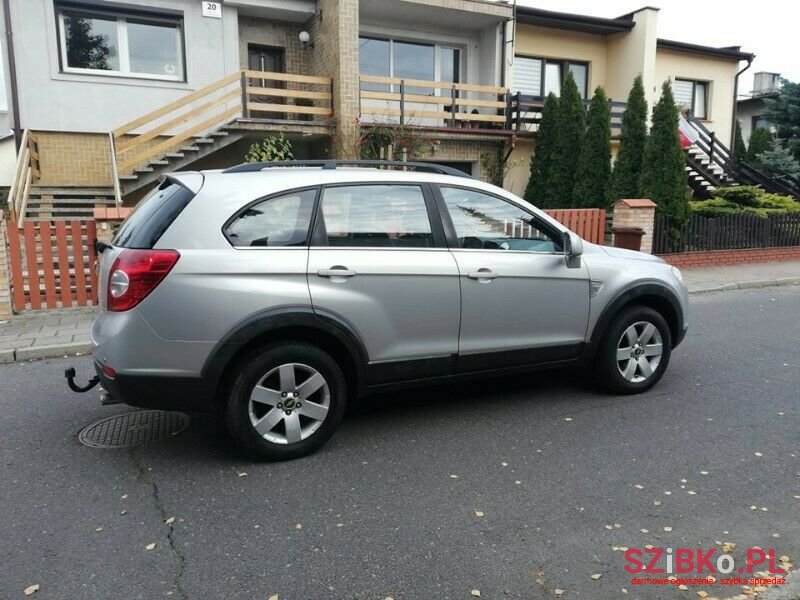 2006' Chevrolet Captiva photo #6