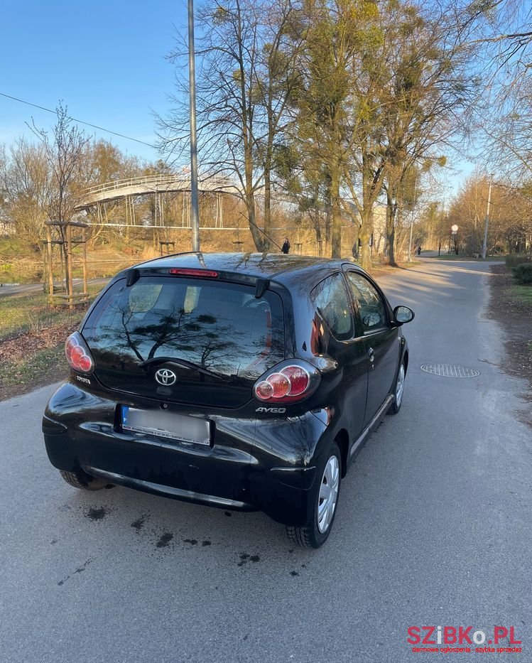 2012' Toyota Aygo 1.0 Vvt-I photo #4