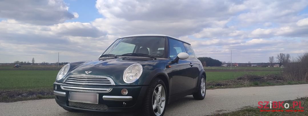 2004' MINI Cooper photo #1