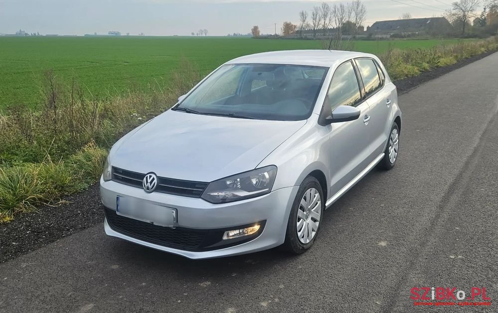 2009' Volkswagen Polo photo #1