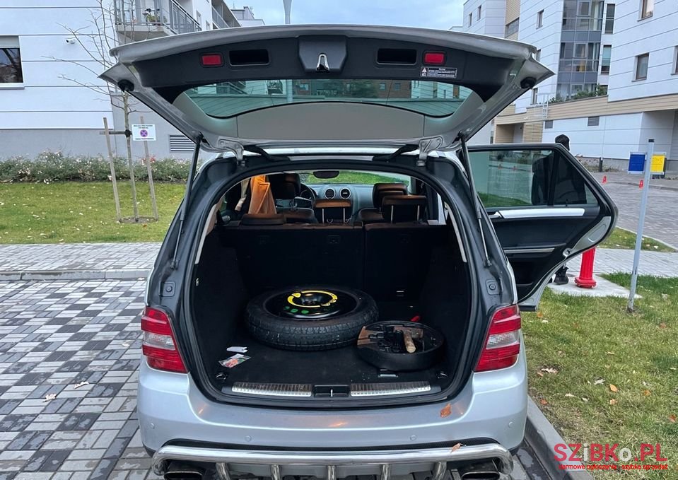 2005' Mercedes-Benz Ml photo #5