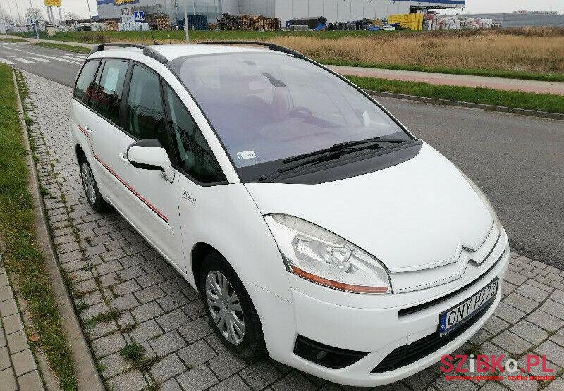 2008' Citroen C4 Picasso photo #1