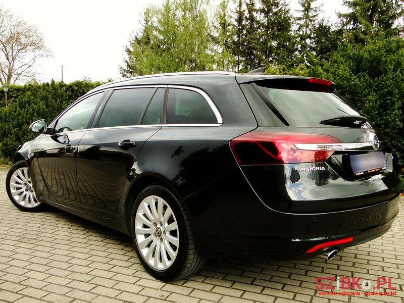 2015' Opel Insignia Sports Tourer photo #3