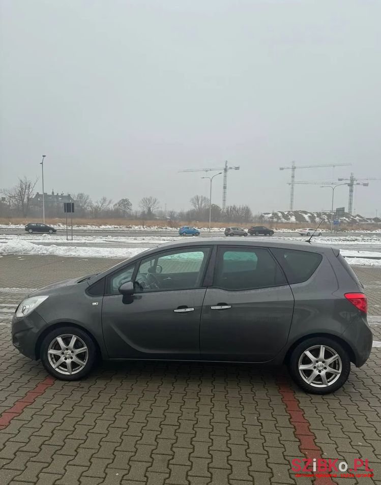 2011' Opel Meriva 1.7 Cdti Cosmo photo #5
